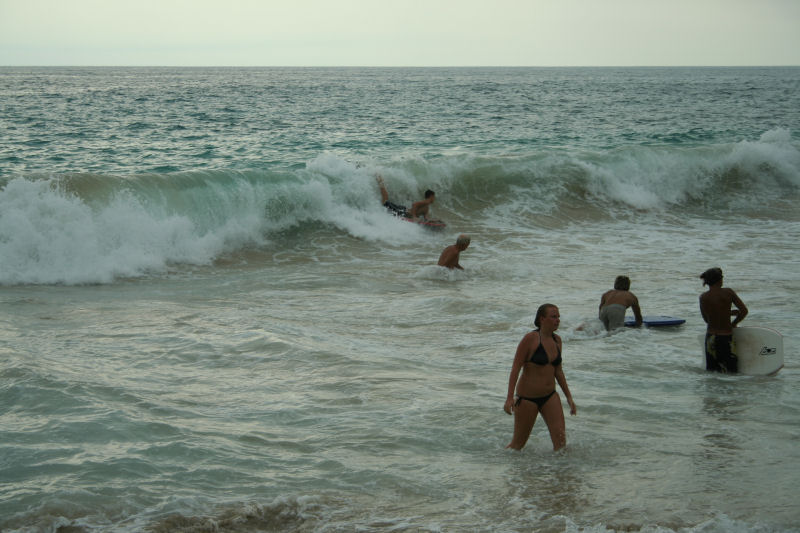 Waves breaking at Magic Sands Beach