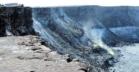 Halemaumau Crater Overlook