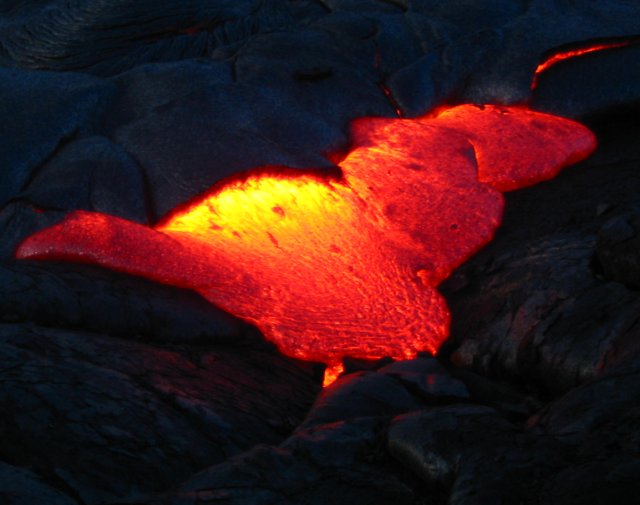 Molten lava, Kilauea, 2003