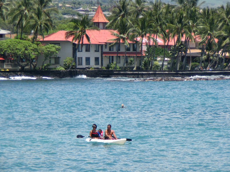 Family kayaking in Kailua Bay