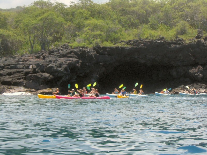 Kayaking to the Sea Caves, Keauhou